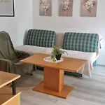 Zen Apartment *